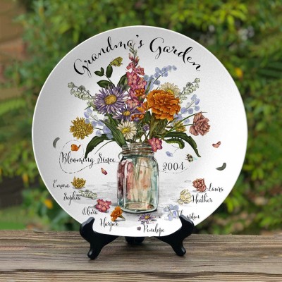 Custom Grandma's Garden Plate With Grandkids Names For Mother's Day Mom Gift