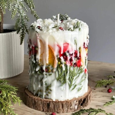 Holiday and Christmas Candle Home Decor